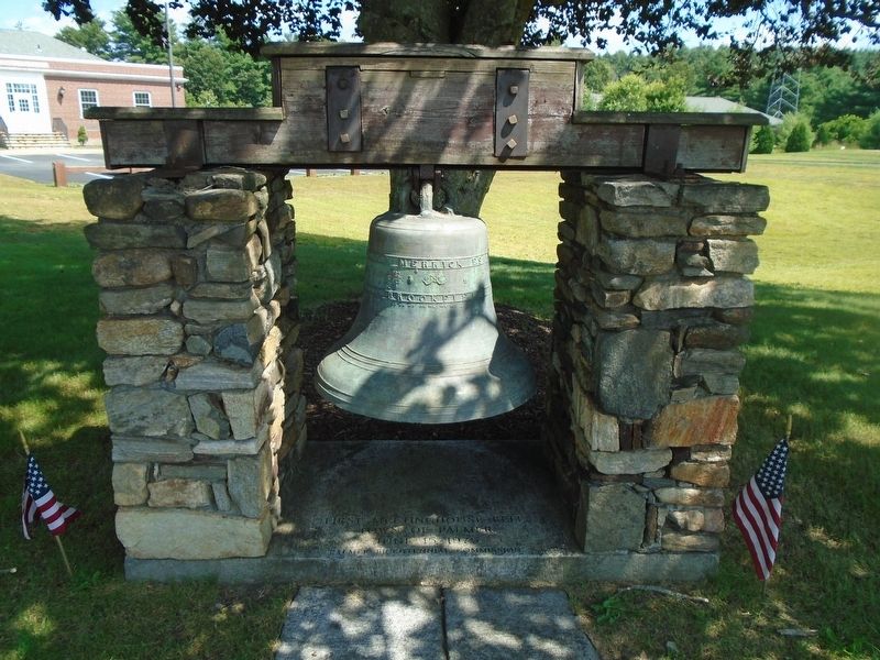 First Meetinghouse Bell and Marker image. Click for full size.