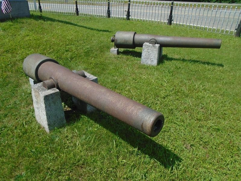 Civil War Memorial 20-pound Parrott Rifles image. Click for full size.