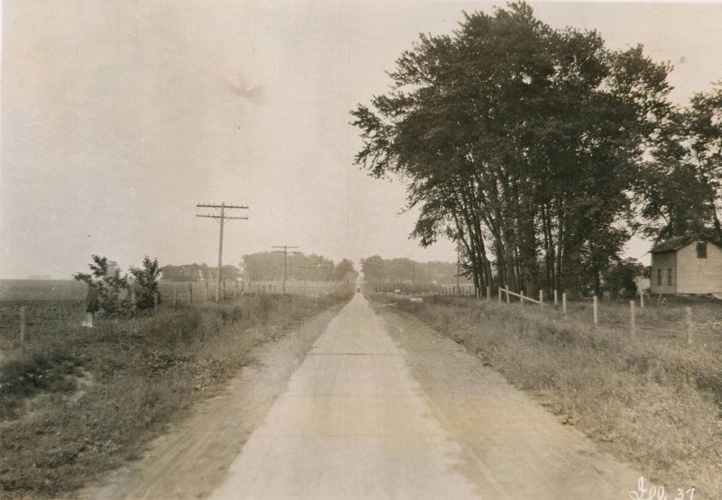 Lincoln Highway First Seedling Mile image. Click for full size.