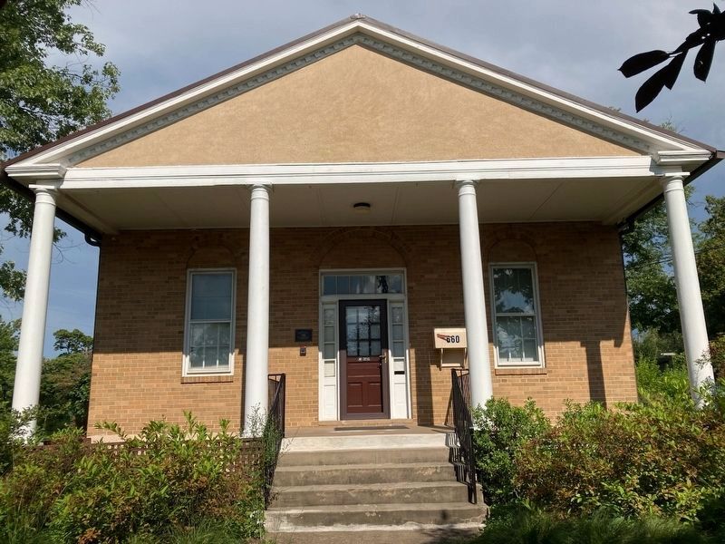 Herndon Fortnightly Club Building. Click for full size. Herndon Fortnightly Club Building image. Click for full size.