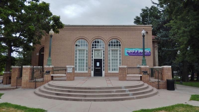 Roger W. Woodbury Branch Denver Public Library<br>(<i>west elevation</i>). Click for full size. Roger W. Woodbury Branch Denver Public Library<br>(<i>west elevation</i>) image. Click for full size.