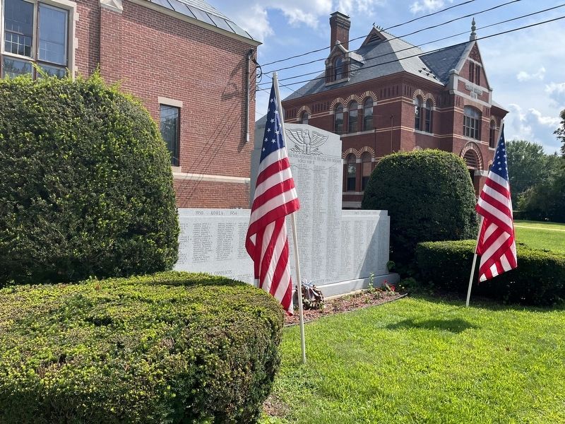 Veterans Memorial image. Click for full size.