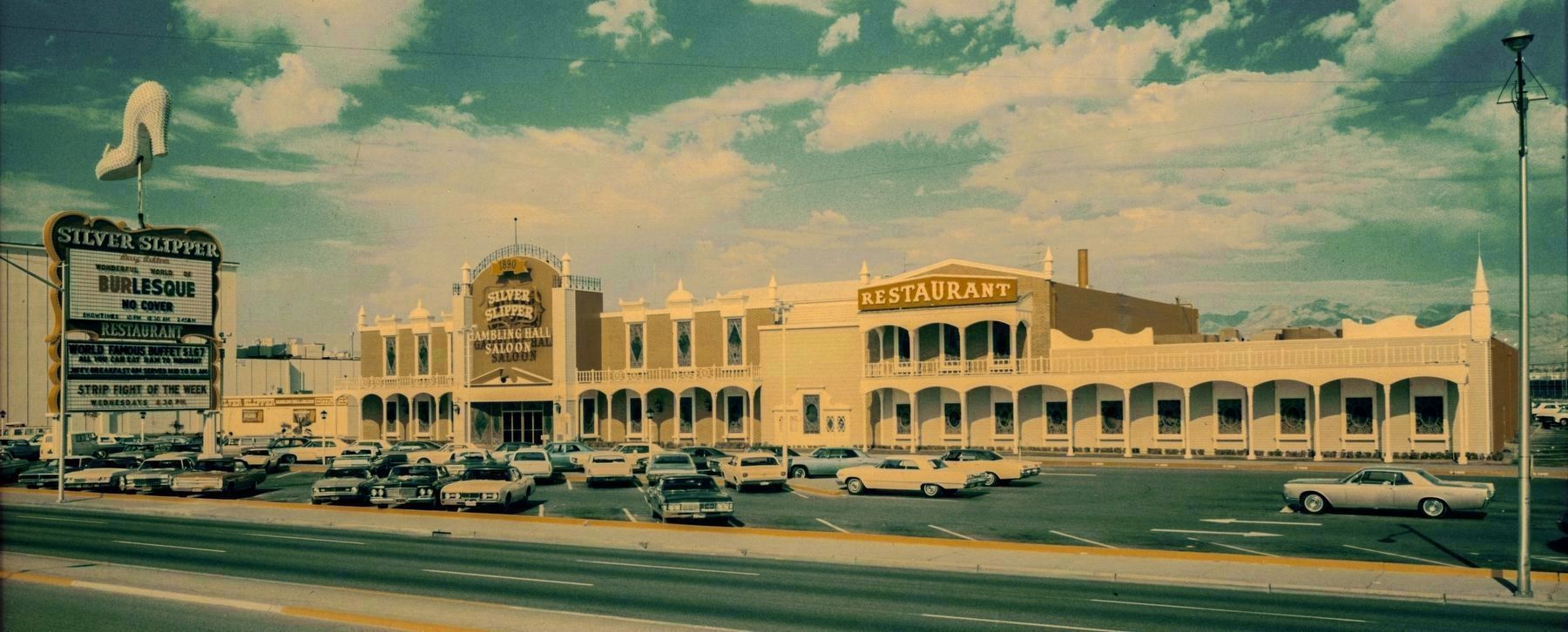 Front of the Silver Slipper looking southwest, 3100 Las Vegas Boulevard South image. Click for full size.