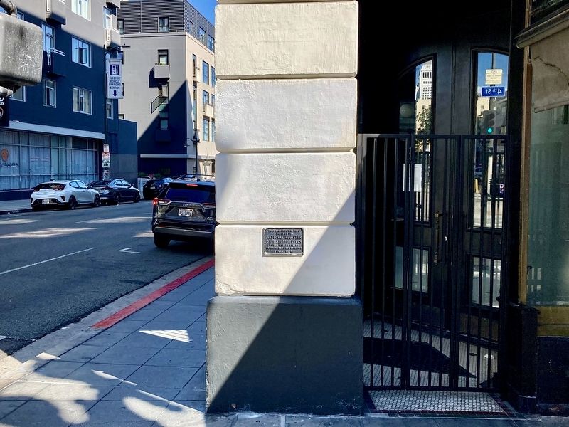 San Fernando Building Marker image. Click for full size.