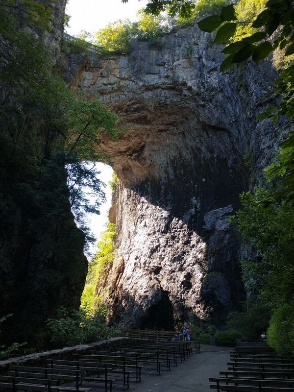 Natural Bridge Looking East image. Click for full size.