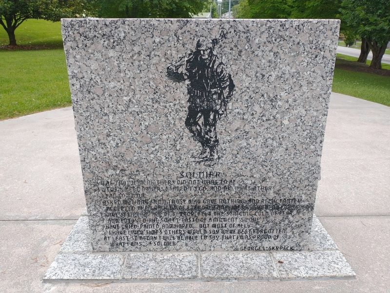 Union County War Memorial - Soldier image. Click for full size.