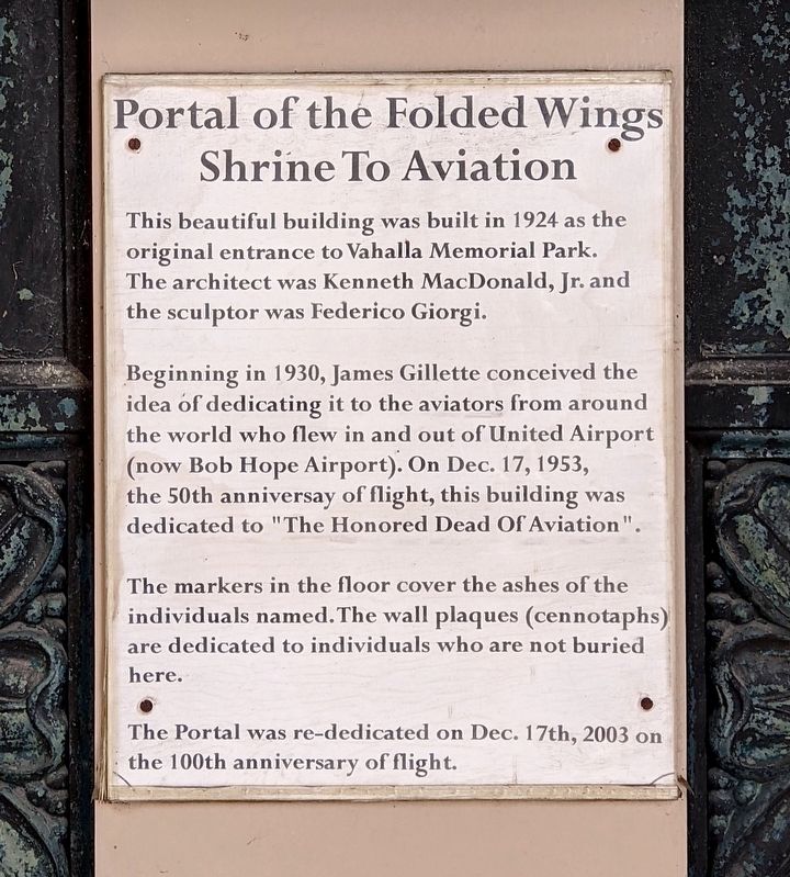 Portal of the Folded Wings Marker image. Click for full size.