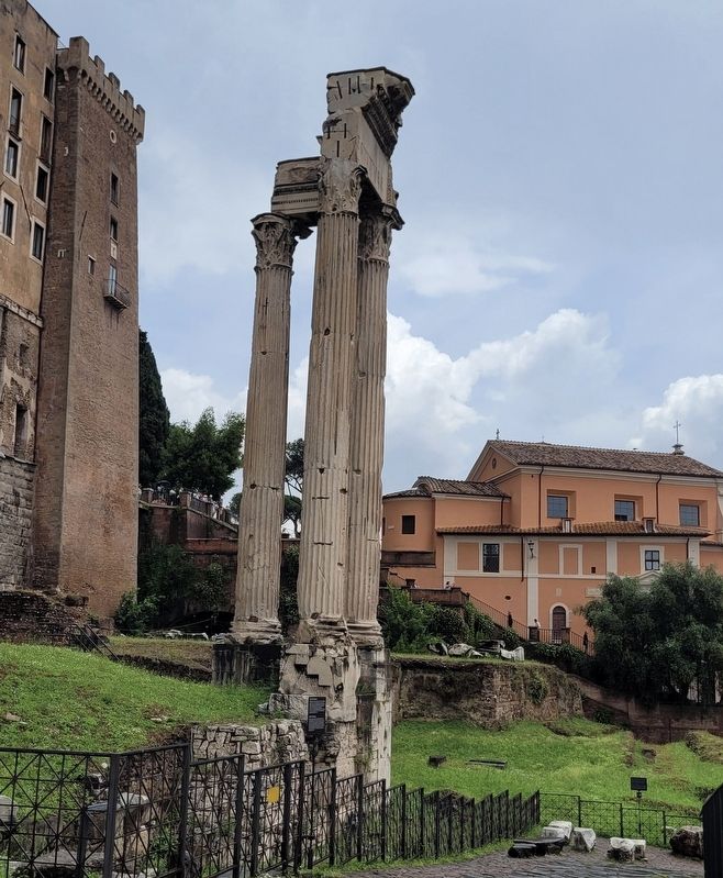 The three columns of the Temple of Vespasian image. Click for full size.