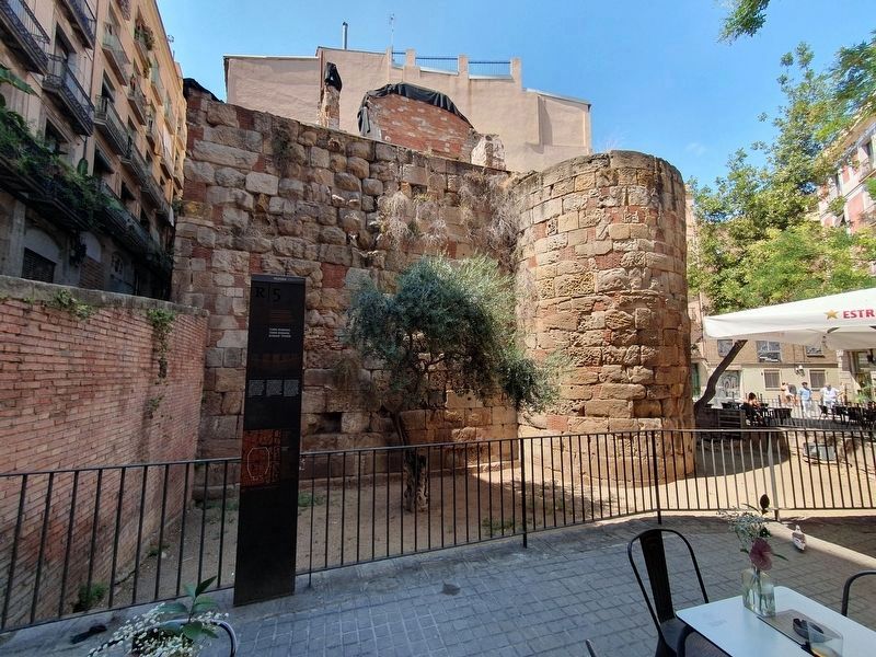Roman Tower: Plaça dels Traginers Marker. Click for full size. Roman Tower: Plaça dels Traginers Marker image. Click for full size.