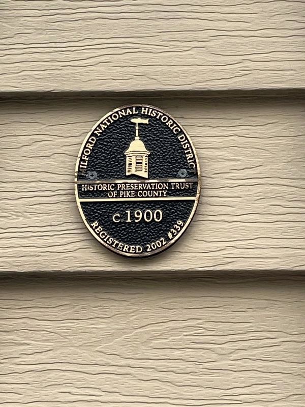 117 West Hartford Street Marker. Click for full size. 117 West Hartford Street Marker image. Click for full size.