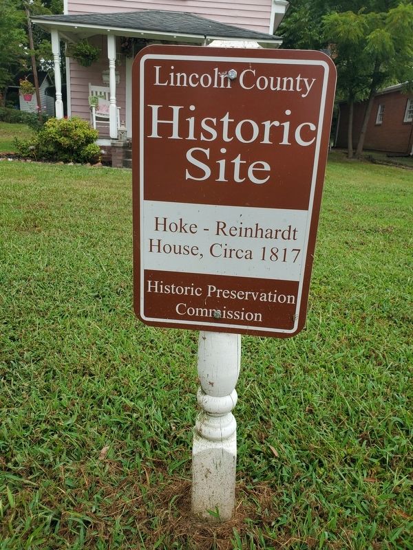 Hoke-Reinhardt House Marker. Click for full size. Hoke-Reinhardt House Marker image. Click for full size.