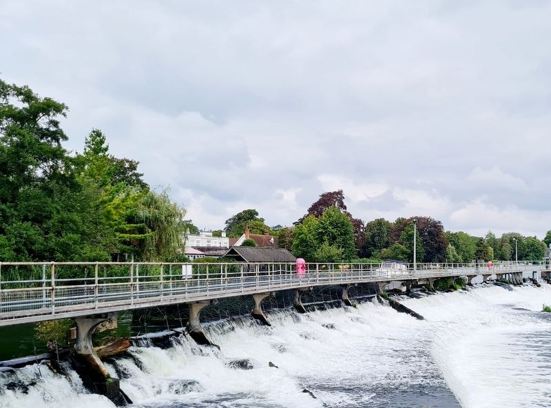 Boulter's Weir Marker. Click for full size. Boulter's Weir Marker image. Click for full size.