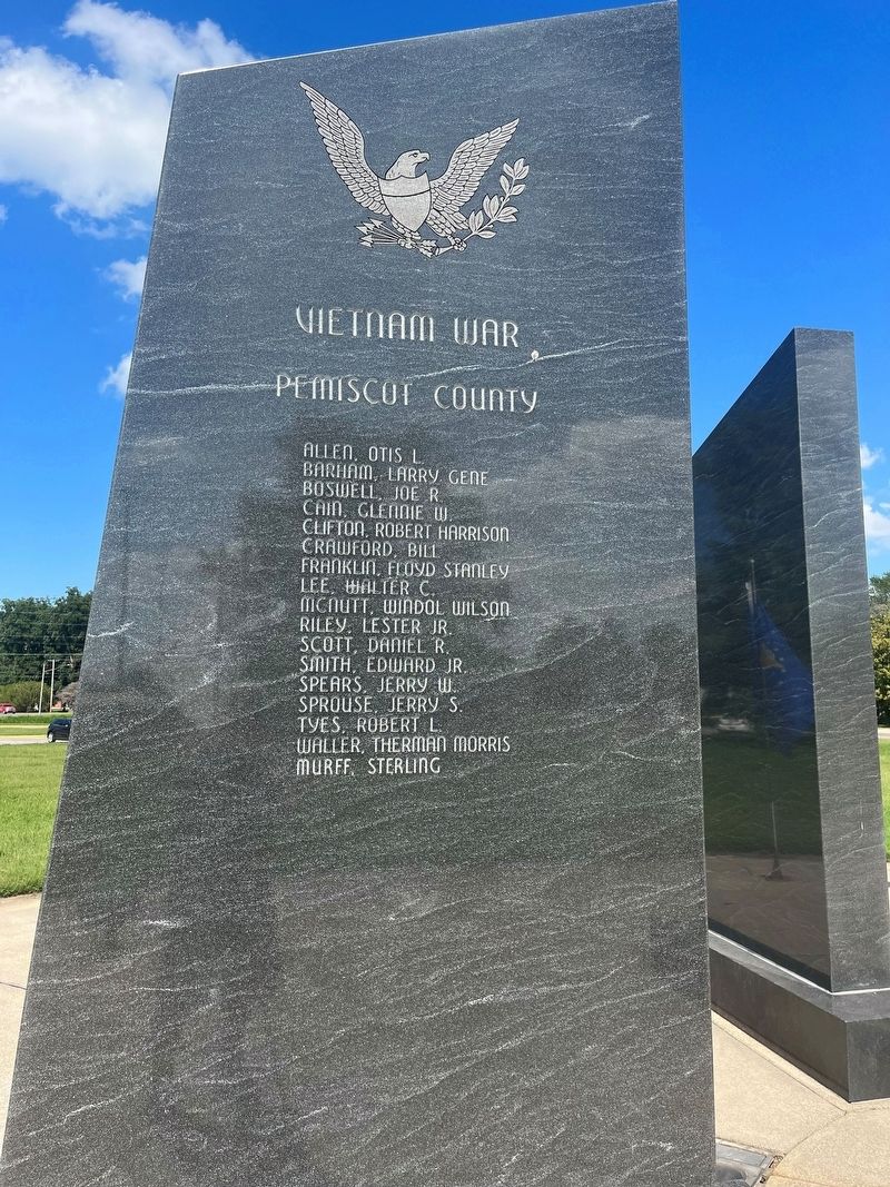 American Legion Post88 Memorial Park Marker image. Click for full size.
