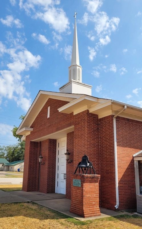 The First Baptist Church of Lovelady and early church bell image. Click for full size.