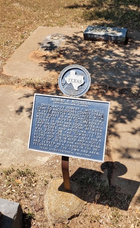 The gravestone of Robert F. Mitchell and Marker image. Click for full size.
