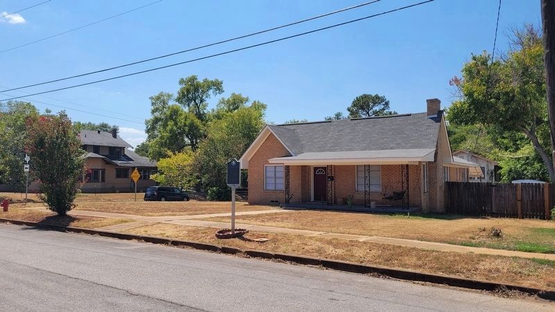 The view of the Site of Sam Houston Speeches Marker from the street. Click for full size. The view of the Site of Sam Houston Speeches Marker from the street image. Click for full size.