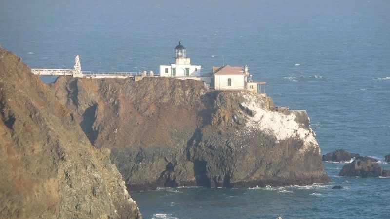 Point Bonita Lighthouse image. Click for full size.
