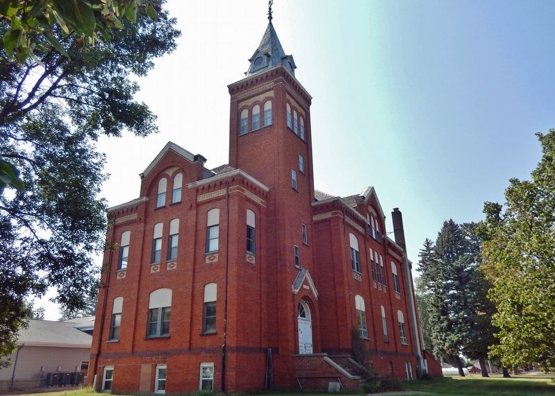 Historic Griggs County Court House<br>(<i>northeast elevation</i>) image. Click for full size.