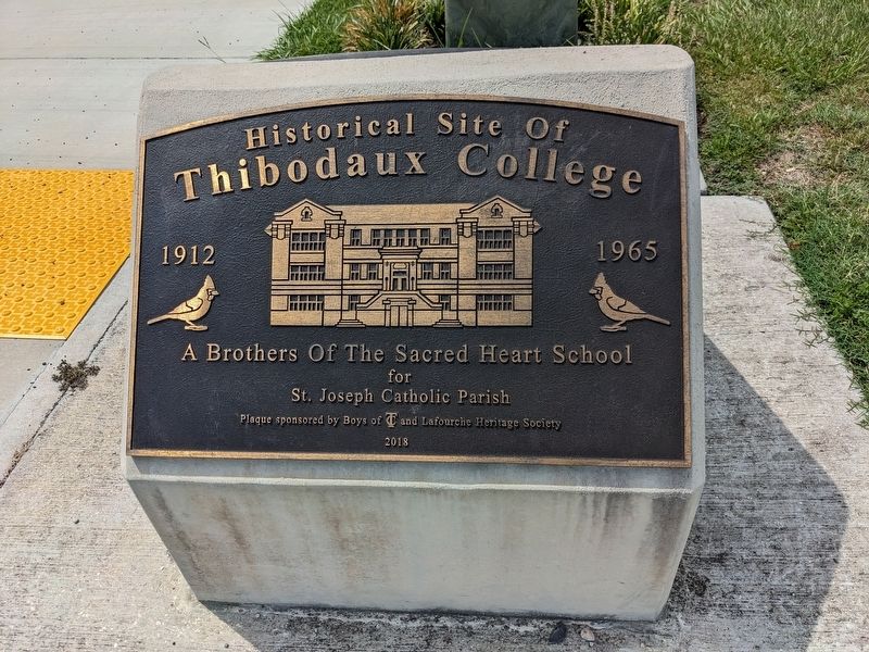 Thibodaux College Marker image. Click for full size.