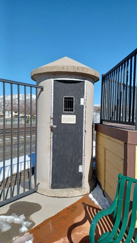 Southern Pacific Concrete Telephone Booth Marker image. Click for full size.