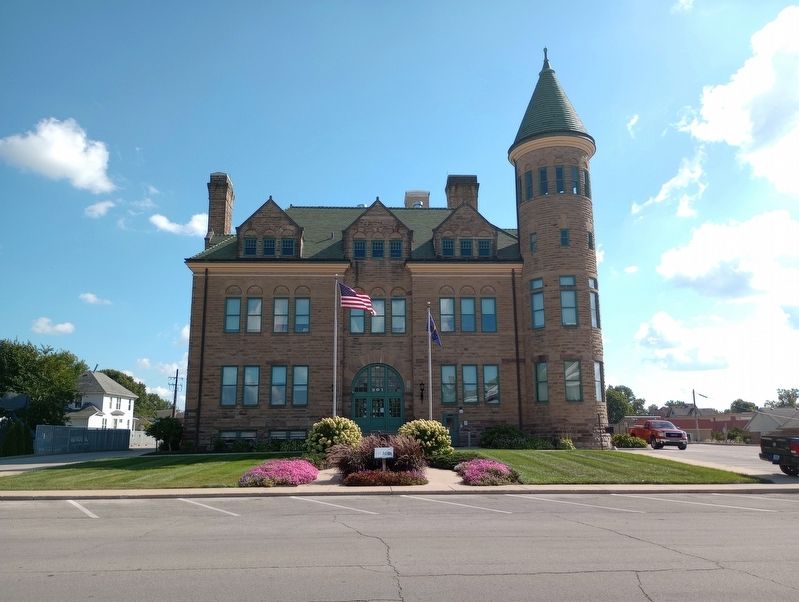 Frankfort City Hall image. Click for full size.