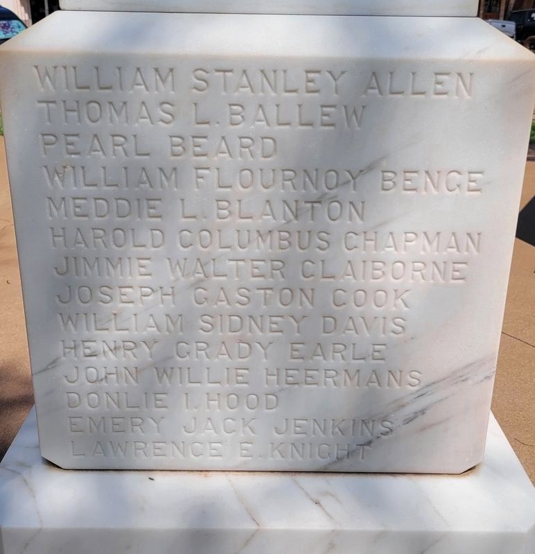 Memorial to Our World War Dead Marker - Back Side image. Click for full size.