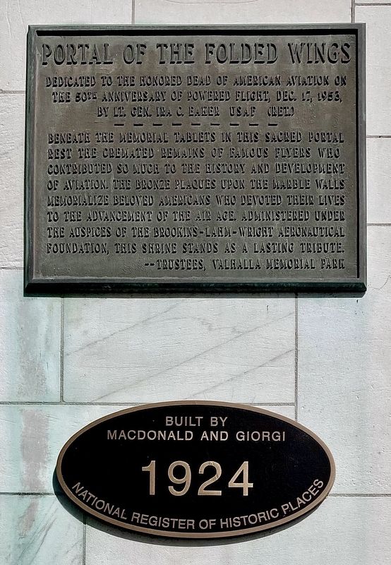 Portal of the Folded Wings Marker image. Click for full size.