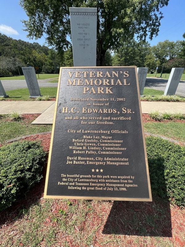 Veteran's Memorial Park Dedicated November 11, 2002 image. Click for full size.