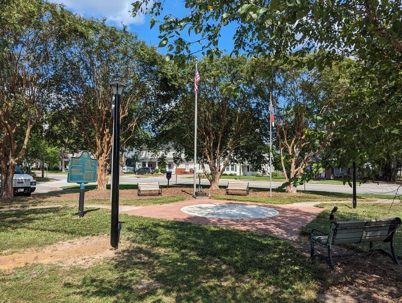 Veteran's Memorial image. Click for full size.