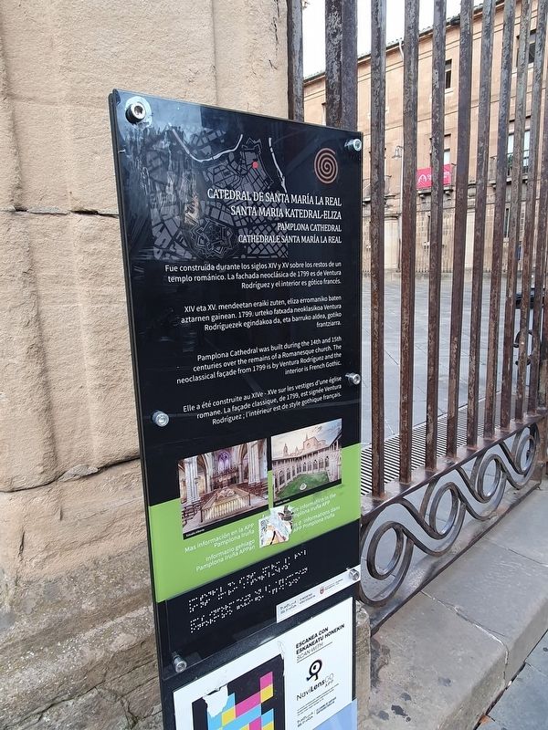 Catedral de Santa Mar�a la Real Marker image. Click for full size.