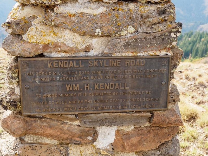 Kendall Skyline Road Marker image. Click for full size.