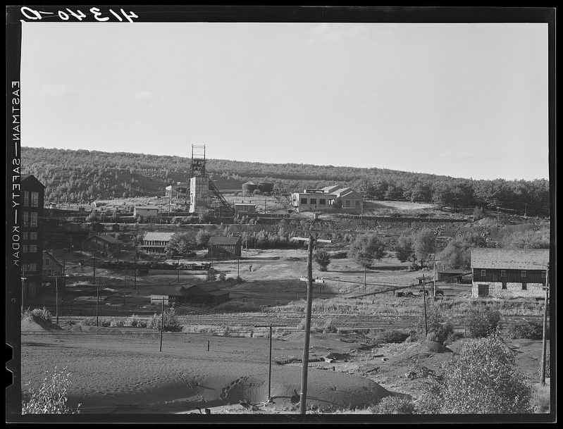 Giant breaker of Lehigh Navigation Coal Company at Lansford PA. Click for full size. Giant breaker of Lehigh Navigation Coal Company at Lansford PA image. Click for full size.