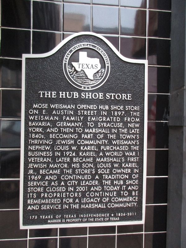 The Hub Shoe Store Marker image. Click for full size.