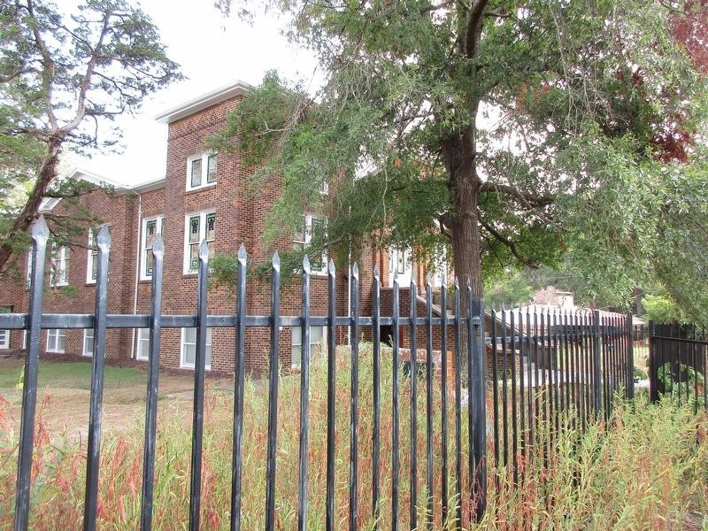 First United Methodist Church of Mount Vernon. Click for full size. First United Methodist Church of Mount Vernon image. Click for full size.