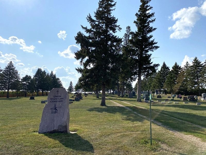 Union State Line Cemetery image. Click for full size.