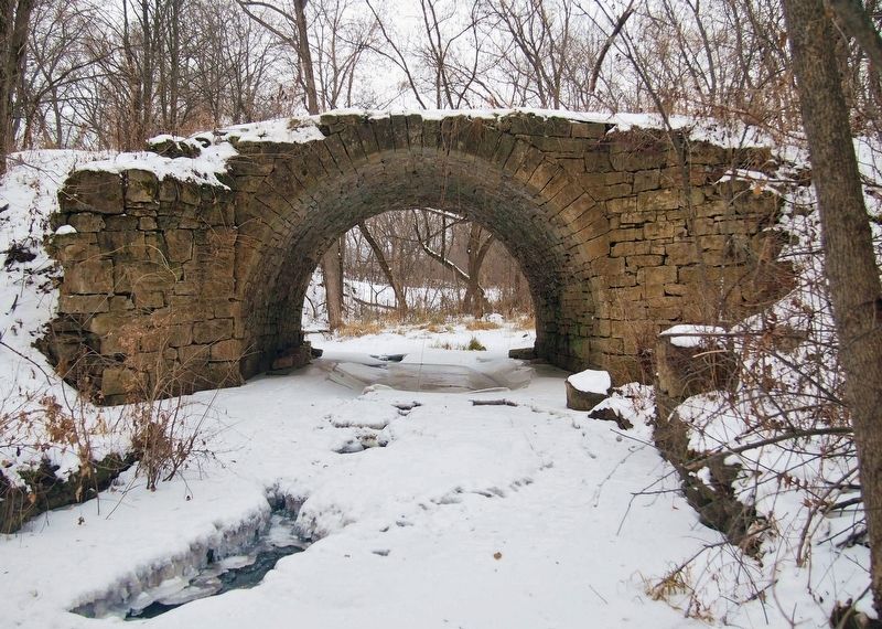 The bridge from the creekbed image. Click for full size.
