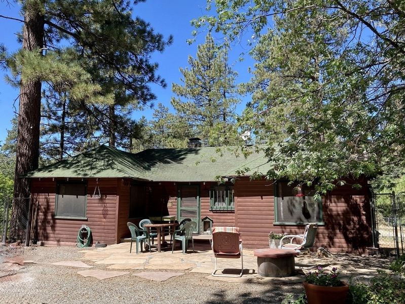 Hoxie-Vance Cabin and Marker image. Click for full size.