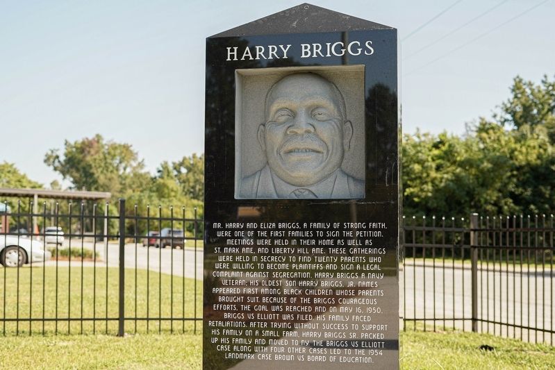 HARRY BRIGGS Marker image. Click for full size.