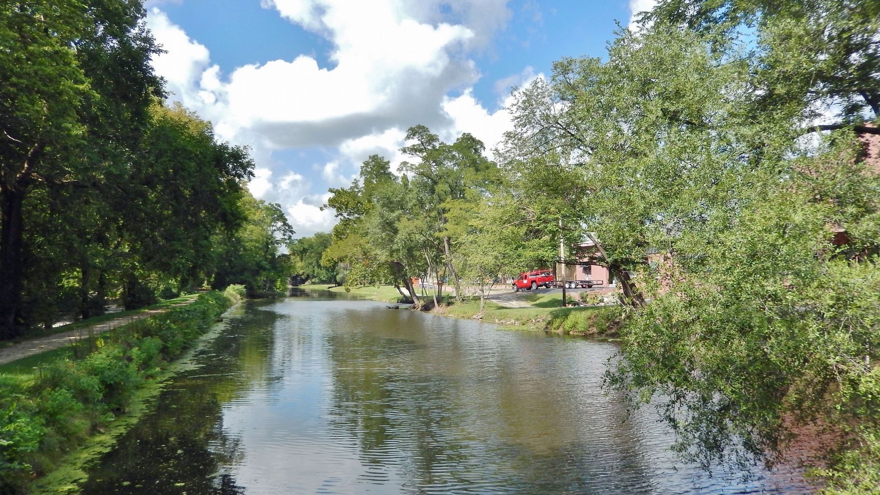 Illinois & Michigan Canal & Trail. Click for full size. Illinois & Michigan Canal & Trail image. Click for full size.