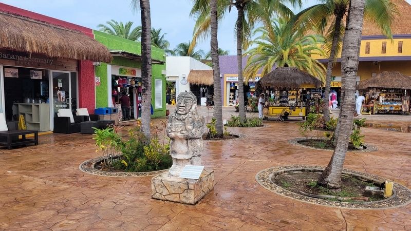 The view of the Mayan Priests statue and Marker in the terminal shopping area image. Click for full size.