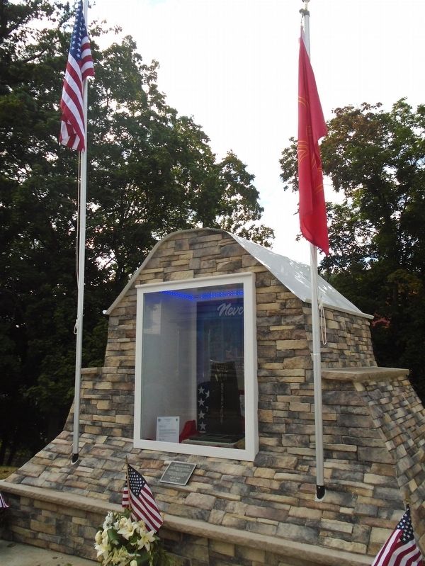 9/11 and First Responders Memorial image. Click for full size.