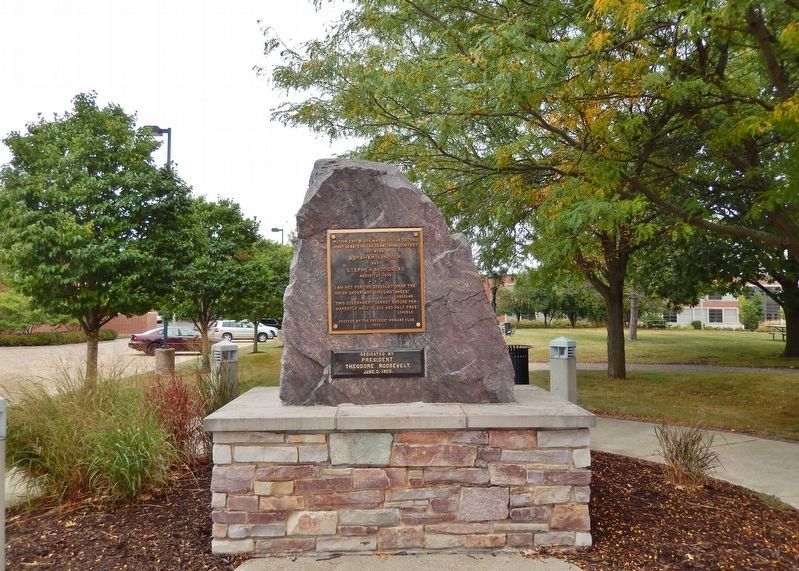 Second Lincoln-Douglas Debate Boulder. Click for full size. Second Lincoln-Douglas Debate Boulder image. Click for full size.