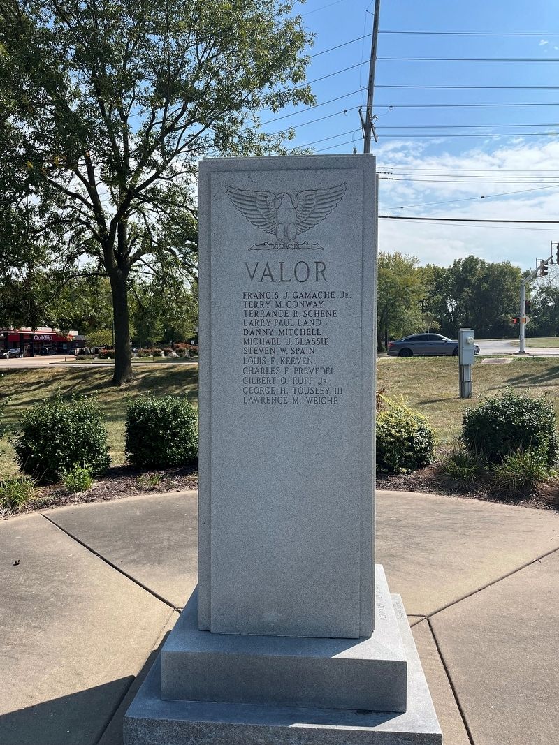 Florissant Vietnam Memorial Obelisk Marker image. Click for full size.