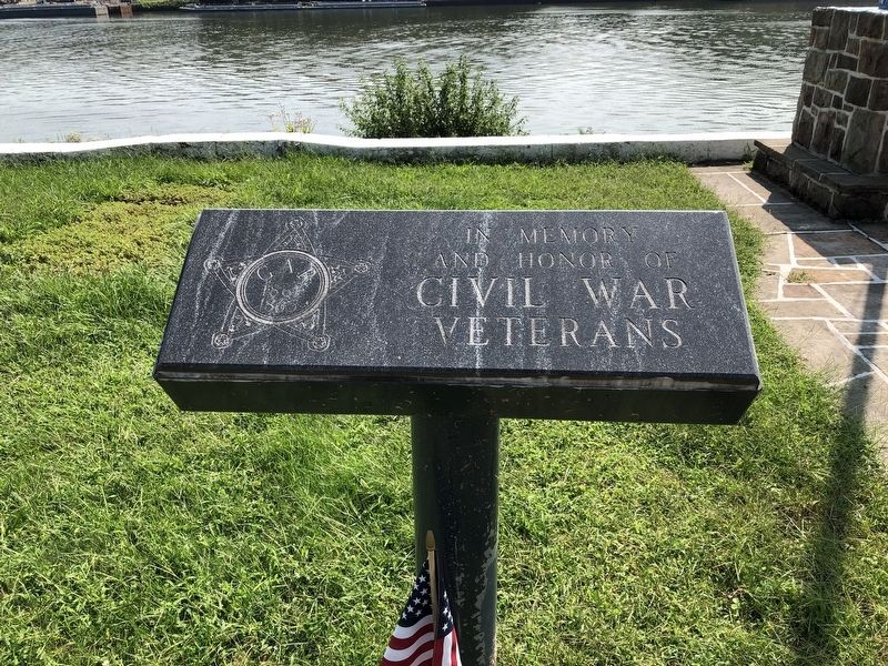 Civil War Veterans Memorial image. Click for full size.