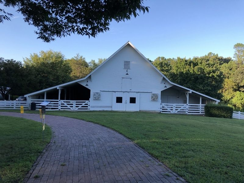 Livestock Barn Marker image. Click for full size.