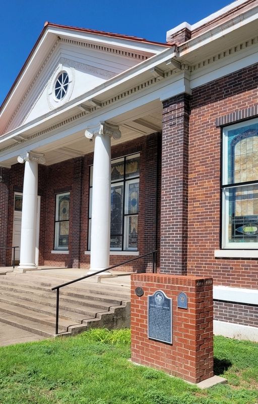 The First Methodist Church of Valley Mills and Marker image. Click for full size.
