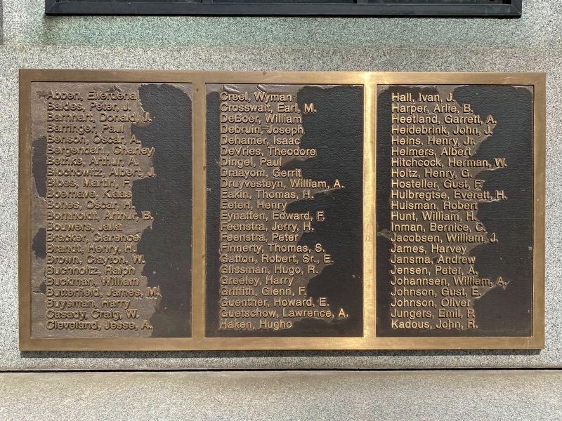 Osceola County World War I Memorial (south side, lower section). Click for full size. Osceola County World War I Memorial (south side, lower section) image. Click for full size.