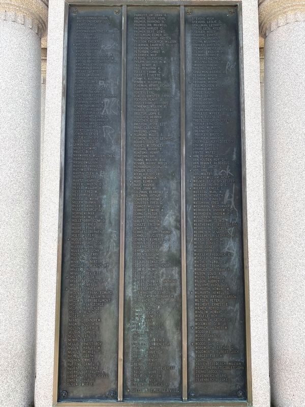 Osceola County World War I Memorial (north side). Click for full size. Osceola County World War I Memorial (north side) image. Click for full size.