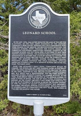 Leonard School Marker image. Click for full size.