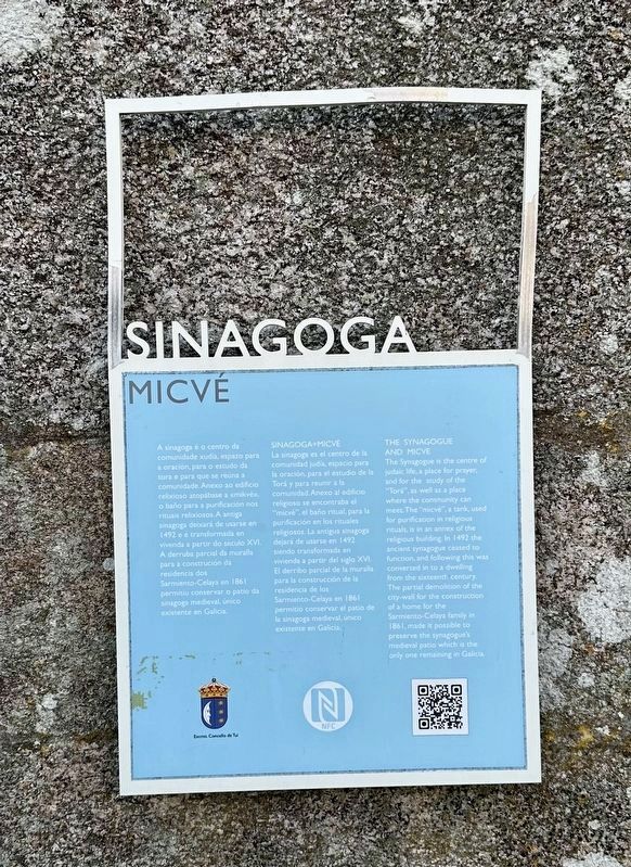 Sinagoga + Micv / The Synagogue and Micve Marker image. Click for full size.